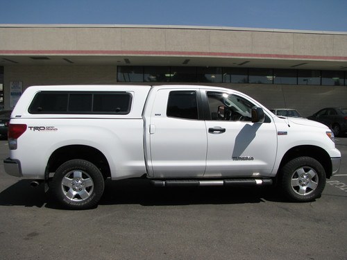 The lifted and leveled truck after the kit has been installed.